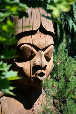 Tzonokwa, Quw 'utsun' Kültür ve Konferans Merkezi, Duncan, British Columbia, Kanada