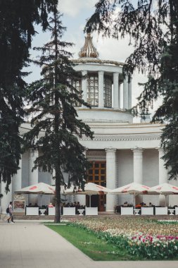 VDNKh parkındaki sergi pavyonu, Moskova, Rusya.