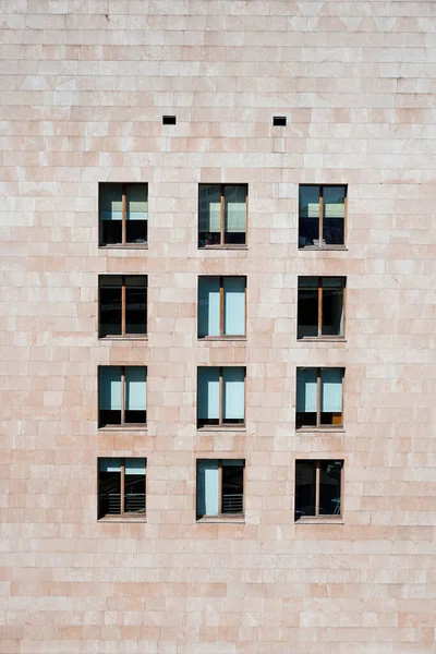 Ventanas Fachada Del Edificio —  Fotos de Stock