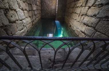Roma su deposu Alcazaba Arap kalesinde. Merida, Extremadura, İspanya