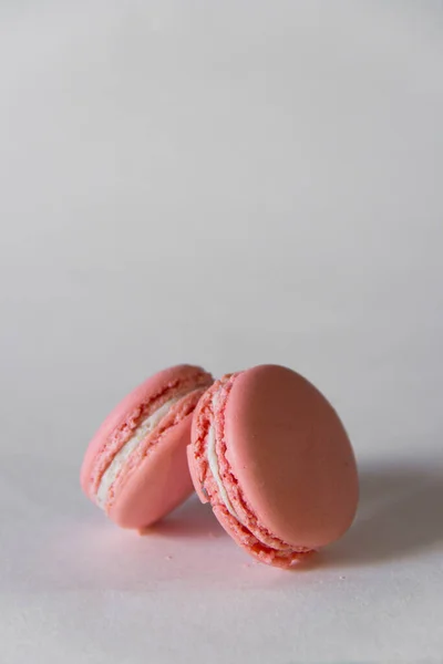 Közelkép Két Rózsaszín Macaroons — Stock Fotó