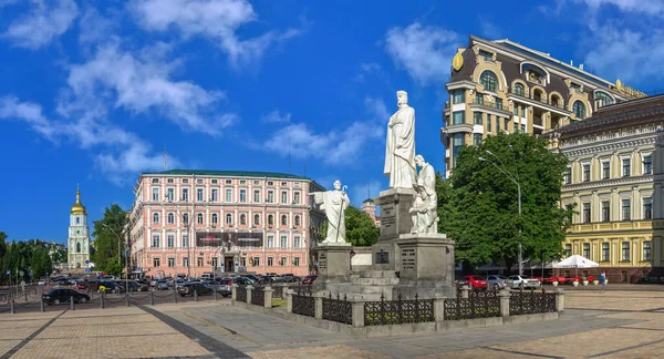 Kiev Ucrânia 2020 Monumento Princesa Olga Perto Ministério Das Relações — Fotografia de Stock