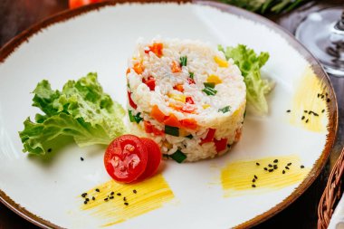 çeşitli mezeler, sebze, pirinç, patates