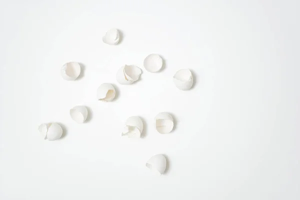 Зламані Мушлі Яєць Білому Тлі — стокове фото