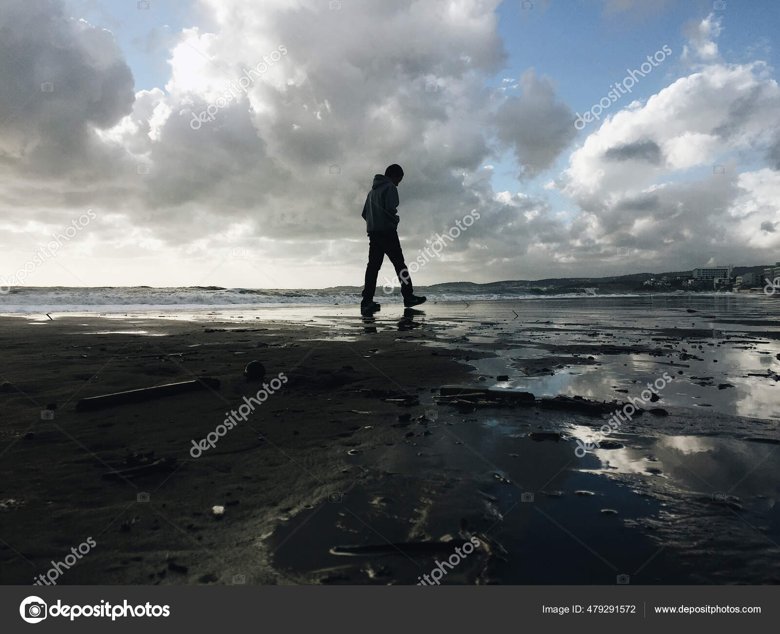 Lonely Boy Walking Sea Beach — Stock Photo © Cavan #479291572