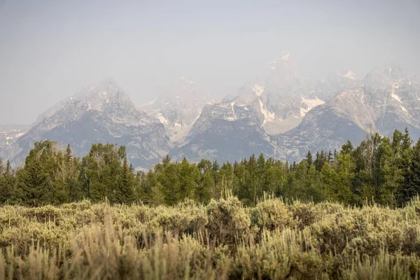 Kalifornijski Dym Pożarowy Widziany Parku Narodowym Grand Teton — Zdjęcie stockowe