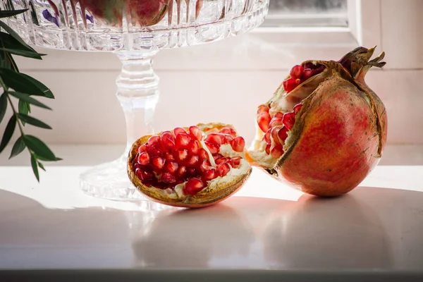 Güneşte narlı sakin bir hayat