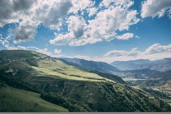Daguestán Pueblo Tradicional Las Tierras Altas Danukh Con Terrazas Verdes — Foto de Stock