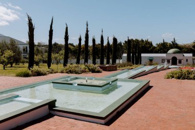 Müslüman Kramat Bahçede Su Havuzu Kuruyor