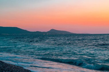 Akdeniz üzerinde gün batımı