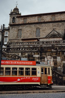 Porto 'daki Klasik Tramvay Geçiş Tarihi Kilisesi