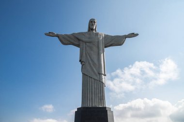 Kurtarıcı İsa 'nın Corcovado Dağı' nın tepesindeki heykeli