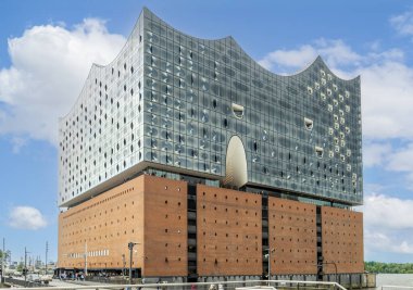 Hamburg, Germa 'da ikonik dönüm noktası ve ünlü turizm beldesi