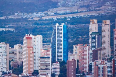 Intempo Gökdelen ve Modern Benidorm Mimarisi