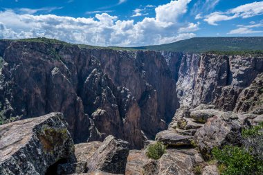 Colorado 'daki Gunnison Ulusal Parkı' nın Kara Kanyonu