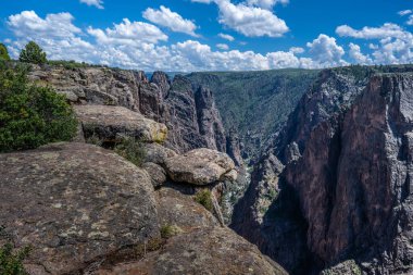 Colorado 'daki Gunnison Ulusal Parkı' nın Kara Kanyonu