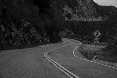 Kaliforniya Yolunda S Virajı