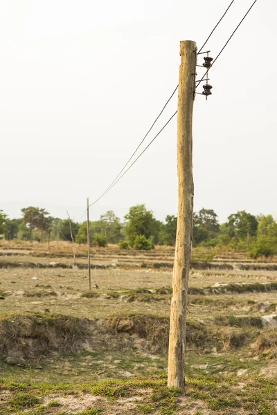 Pólos de electricidade — Fotografia de Stock