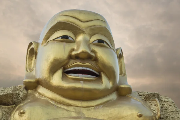 Smiling Buddha statue. — Stock Photo, Image