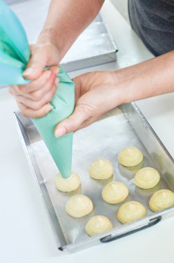 kahve topuz dolgu Paslanmaz tepsisinde daldırma