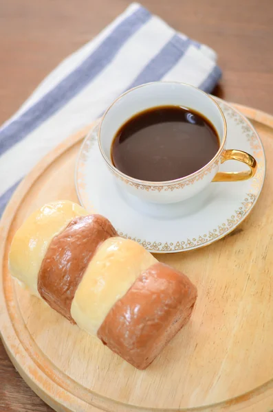 Pão Tom Reboque Servir Com Chocolate Quente — Fotografia de Stock