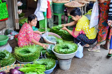 Syriem, Myanmar, Mar 2: tembul loca, satış undentified kadın