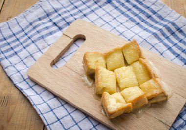 tatlı süt tereyağı ekmek