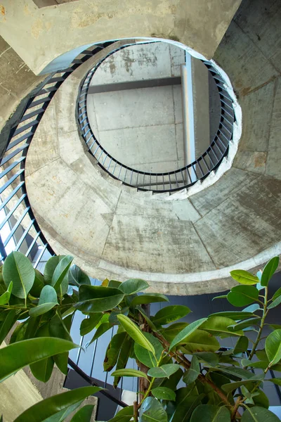 Escalier Colimaçon Béton Vue Abaisseur Sol Supérieur — Photo