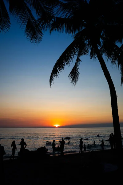 Bangsan Beach Chonburi Thailand Nov 2020 Silhueta Pessoas Não Identificadas — Fotografia de Stock