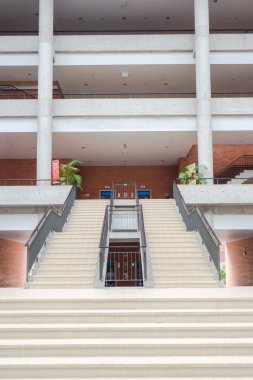 ofis modern merdiven
