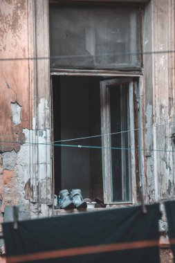 Kasabanın eski penceresi