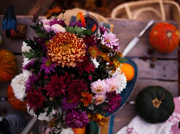 Buquê Outono Abóboras Mesa Velha Ação Graças Feriados Outono Definindo — Fotografia de Stock