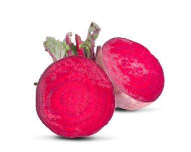 Beyaz arkaplanda izole bir pancar kökü