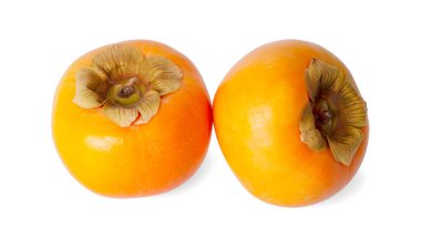 Hurma, beyaz arka planda izole bir meyve..