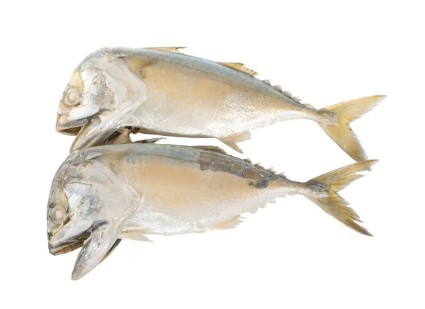 Dva Thajské Ryby Makrely Vařené Izolované Bílém Pozadí — Stock fotografie