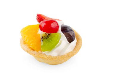 Çilek, üzüm ve kividen yapılmış lezzetli bir meyveli tart..