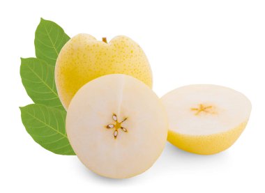Taze Asya Çin armudu (Pyrus pyrifloral, nashi armudu) veya beyaz arka planda izole edilmiş sarı armut meyvesi