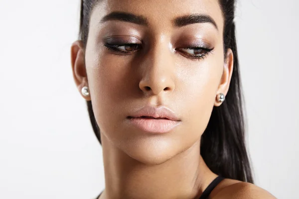 Moroccan woman with natural makeup — Stock Photo, Image