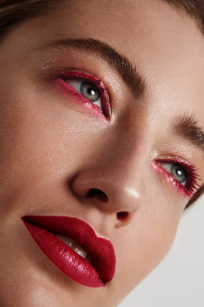 Mujer con maquillaje creativo — Foto de Stock