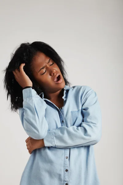 Yawning black woman — Stock Photo, Image