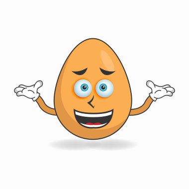 Kafası karışmış yumurta maskotu karakteri.