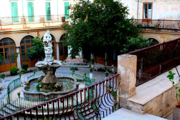 Palermo Itália Setembro 2017 Mosteiro Santa Caterina Imagem Evocativa Fonte — Fotografia de Stock