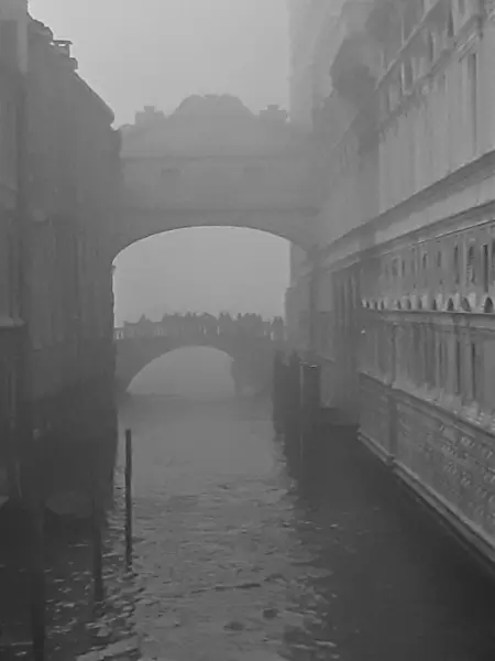 Veneza Itália Janeiro 2020 Evocativa Imagem Preto Branco Ponte Dos — Fotografia de Stock