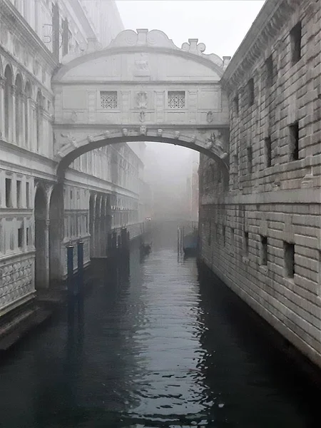 Veneza Itália Janeiro 2020 Evocativa Imagem Ponte Dos Suspiros Dos — Fotografia de Stock