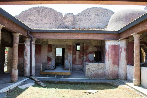 意大利庞培 2020年6月26日古罗马城市的一座房子的内部在公元79年维苏威火山喷发后被发现 — 图库照片
