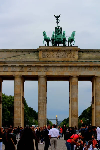 2018 Berlino Porta Brandeburgo Monumento Più Famoso Diberlino Simbolo Della — Foto Stock