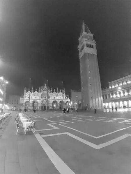 Benátky Itálie Ledna 2020 Evokativní Černobílý Obraz Piazza San Marco — Stock fotografie