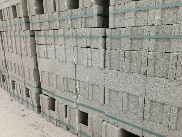 Concrete briquette used in the construction of building walls is also called concrete brick.