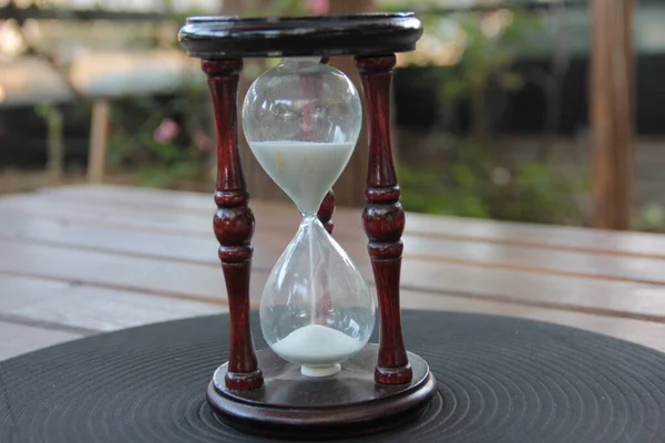 Stilvolle Und Dekorative Sanduhr Aus Glas — Stockfoto