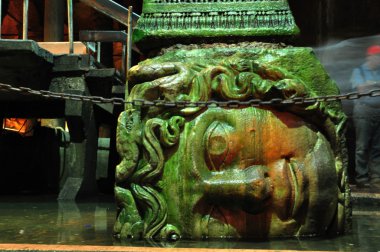 İstanbul Yerebatan Sarnıcı Medusa